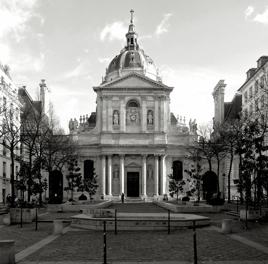 Beljanski enrolls in La Sorbonne University in Paris